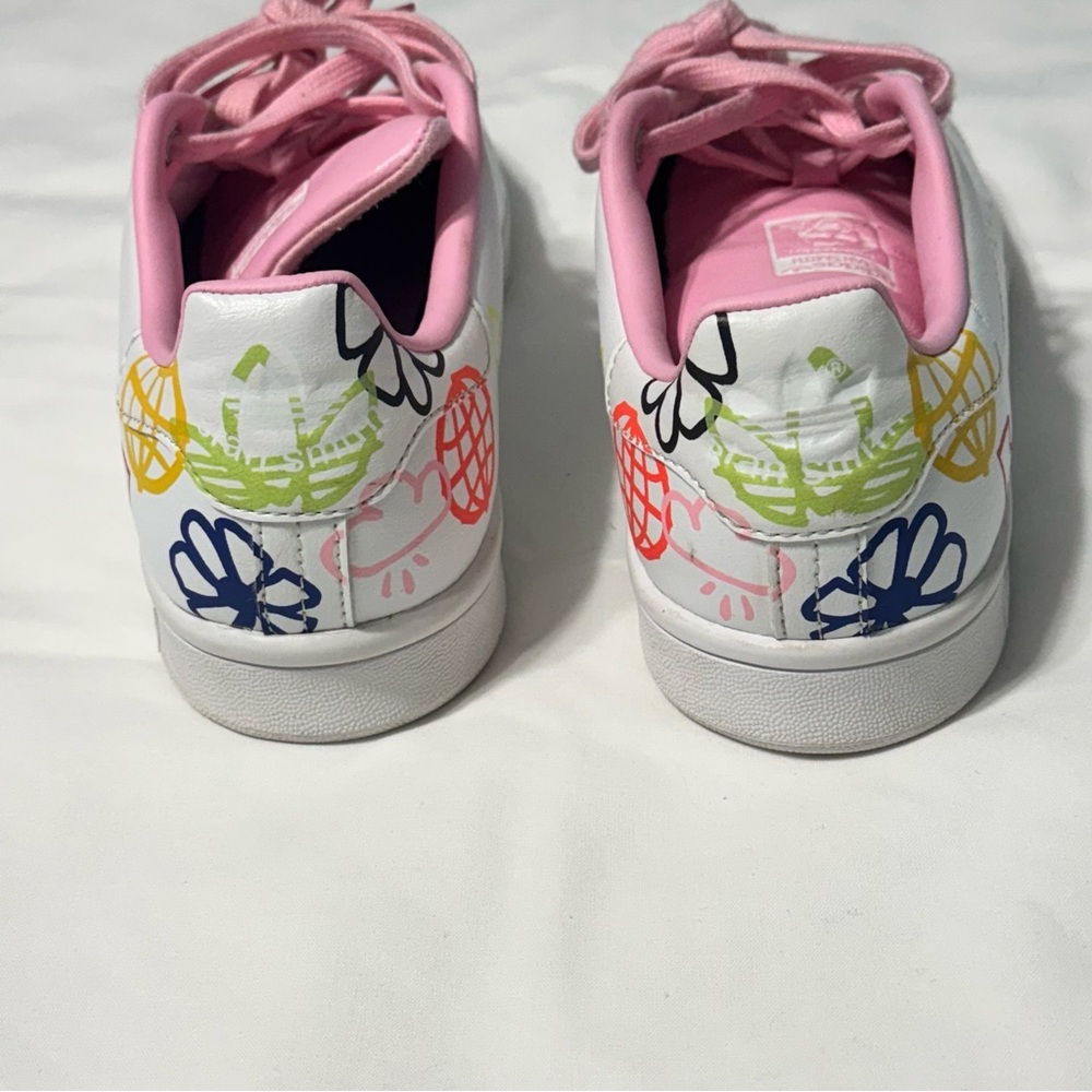 Adidas Stan Smith Womens Size 8.5 Doodles Flower Earth Globe White Pink - Picture 3 of 14
